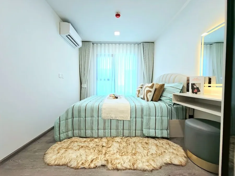 ให้เช่าคอนโดใหม่แกะกล่อง ฟังก์ชัน 1 Bed Extra ตึก D ชั้น 7 วิวสระสวยจัดเต็ม ใกล้ ม.ธรรมศาสตร์ รังสิต | ✨ Kave Wonderland (เคฟ วันเดอร์แลนด์)