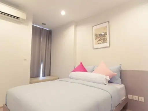 For rent IDEO Q Ratchathewi, the most beautiful room. The interior looks very good, 2 bedrooms, 1 bathroom, fully furnished. Book now. If you are slow, you will miss it. You will be satisfied.
