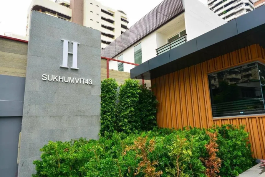 ให้เช่า เอช คอนโด สุขุมวิท 43 วิวสวย ชั้นสูง เฟอร์นิเจอร์ Built in อย่างดี แบบนี้ต้องรีบจองเลยจ้า