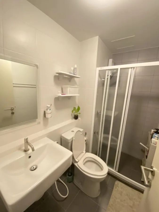 For rent, D Condo, Campus Dome, Rangsit, Phase 3, corner room, fully furnished, livable, hurry up and book now.