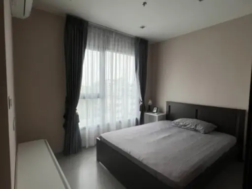 Condo for rent, Life Sukhumvit 62, 5th floor, bright room, comfortable, spacious, with amenities, book now.