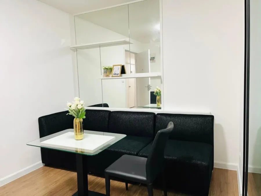 For rent: I Condo Salaya, Phase 2, separated rooms, not too expensive. Let me tell you, you can't miss it.