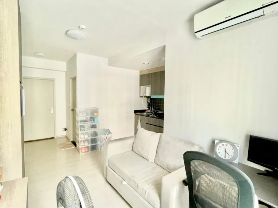 For sale, Unio Sukhumvit 72, Building B, 5th floor, fully furnished room. Ready to move in immediately. Hurry up to reserve now. Don't miss it.