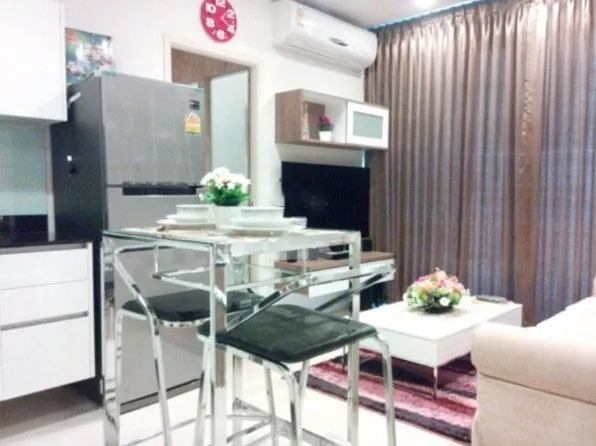 Urgent for rent!! Condo Quinn Ratchada 17, 15th floor, Building A, beautiful room, fully furnished. Ready to move in, don't miss it!!