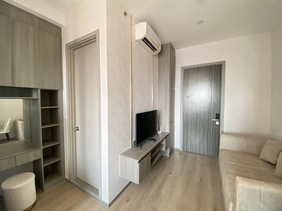 Urgent sale!! Condo Knightsbridge Prime On Nut, 33rd floor, Chao Phraya River view, fully furnished room, book now!!
