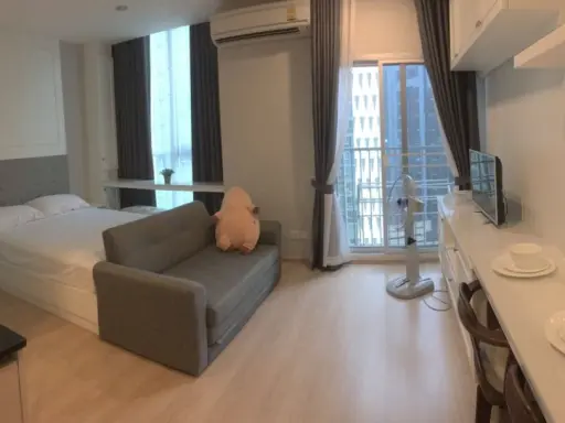 ให้เช่า โนเบิล รีวอลฟ์ รัชดา 1 ตกแต่ง Furniture Built in เครื่องใช้ไฟฟ้าครบ จองแล้วจะไม่ผิดหวังจ้า images