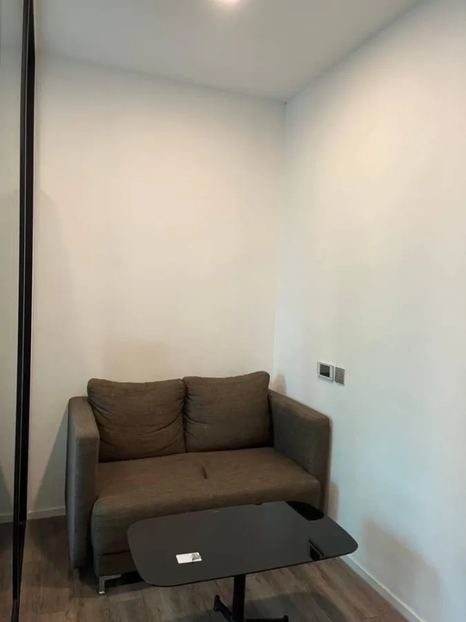 ให้เช่า Brown Condo รัชดา 32 ห้องเพดานสูง โปร่ง มาพร้อมเครื่องใช้ไฟฟ้าจัดเต็ม มาแต่ตัวเข้าอยู่ได้เลย