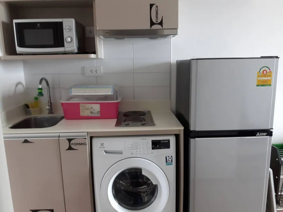For sale, for rent!! Condo Ideo Q Chula-Samyan, room ready to move in. Complete set of furniture Must reserve now!!