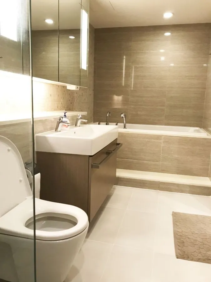 For sale for rent, Sukhumvit 61 mode, room decorated with good style, wide and large, just carry one bag and move in.