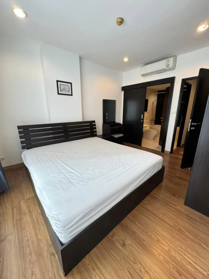 ขายคอนโด The Address Sukhumvit 42 1 ห้องนอน 1 ห้องน้ำ เฟอร์ครบ น่าอยู่ ไม่ร้อน จองเลยจ้า