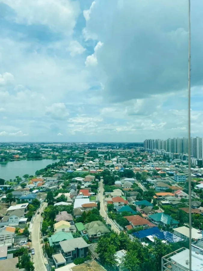 For rent or sale: M Society Condominium, 1 bedroom, 1 bathroom, north-facing unit, fully furnished. Book now!