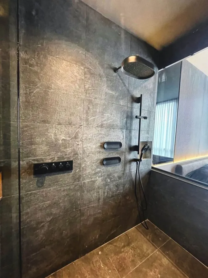 Condo for sale or rent, Munich Langsuan, luxuriously decorated, modern style + wide loft, if you miss it you will regret it.