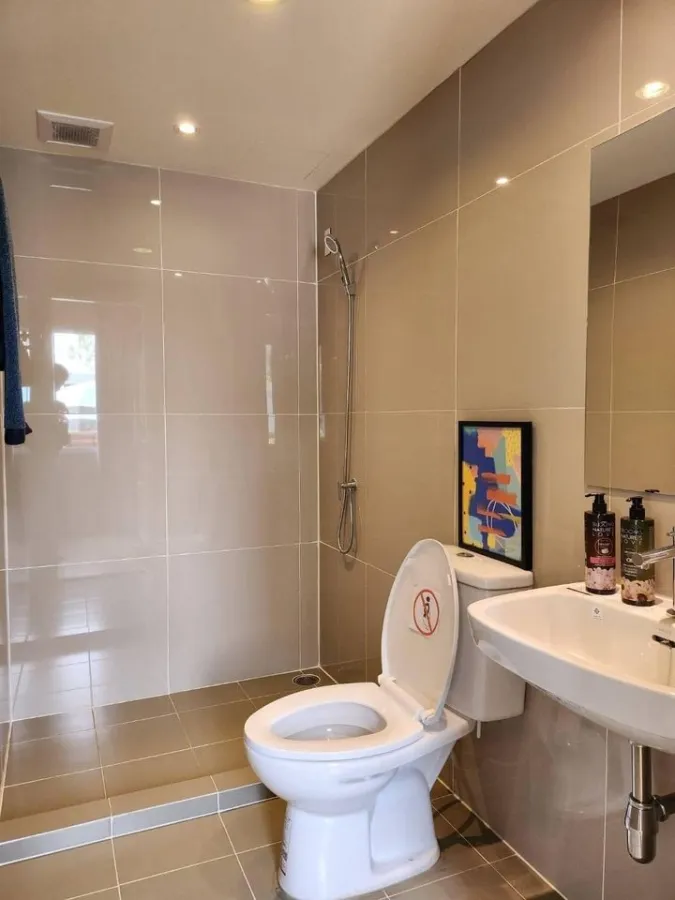 Sale down payment, Senakit BTS Saphan Mai, 1 Bedroom, 6th floor, well separated kitchen. Worth the price. Hurry up to reserve.