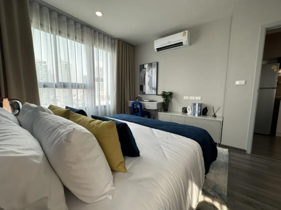 Urgent sale!! Condo Ideo Chula Samyan, spacious room, pleasantly decorated, inexpensive price, good location, ready to move in, don't miss it!!