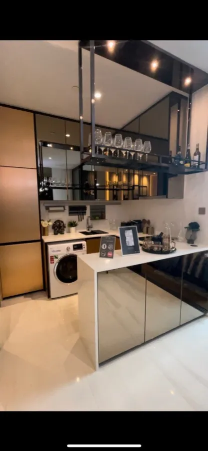 ขายใบจอง วิวสระว่ายน้ำ คอนโด Supalai Icon Sathorn มาเป็นเจ้าของที่นี่ด่วนๆ อย่ารอช้า