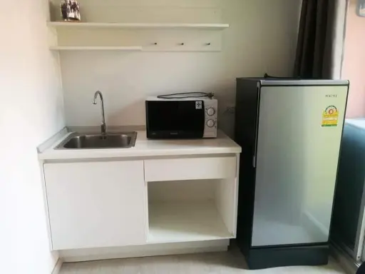 **Selling very cheaply** Plum condo Phase 3 pool view price 1.25 million