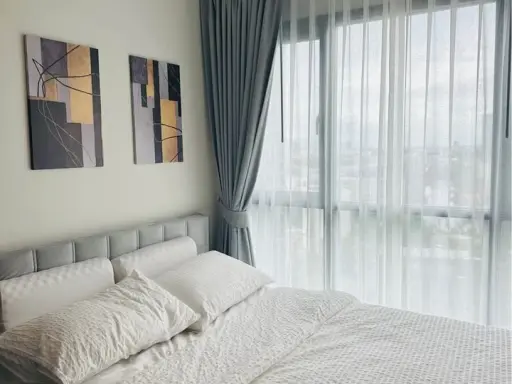For sale: The Base Park West, a nice room, high floor, a separate room, with a balcony. If it's this good, hurry and book now, don't miss out!!!