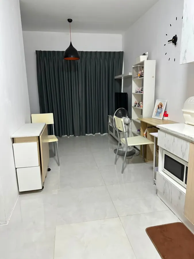 For rent: A Space Sukhumvit 77. Spacious room at an amazing price. Garden view, cool room, large balcony. Don't miss out!