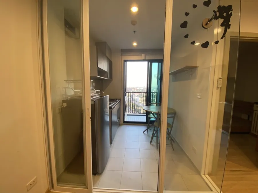 For sell rent The Base Rama 9 - Ramkhamhaeng, nice room, high floor, open view, tangible price, don't miss it.