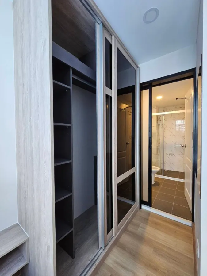 For rent: The Independent Condo Amata, swimming pool view, 3rd floor, fully furnished. Reserve first and stay first.