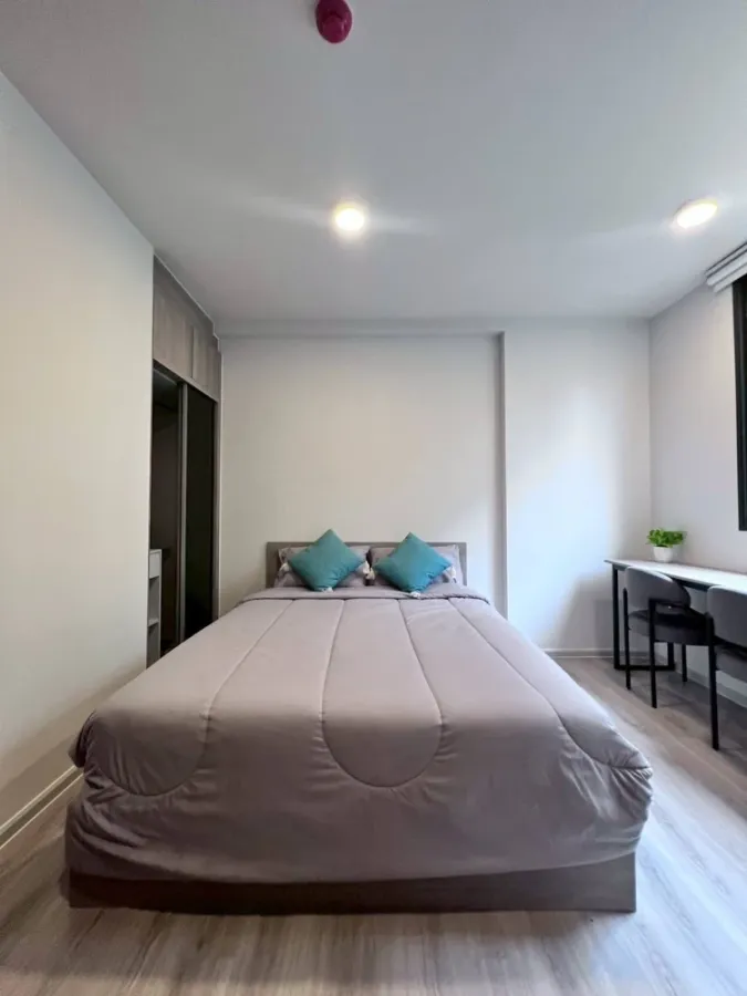 For rent: QUINTARA MHy'GEN RATCHADA - HUAI KHWANG, furnished room, ready to move in, complete here, hurry and reserve now.