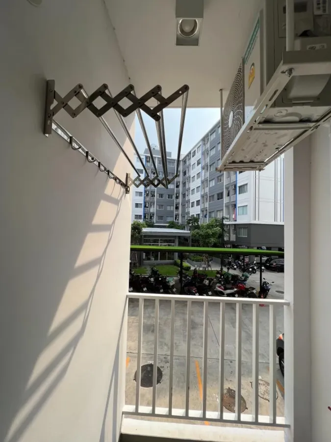 Condo for rent at The Kit Rangsit-Tiwanon. Fully furnished unit at a great price. Don't miss out!