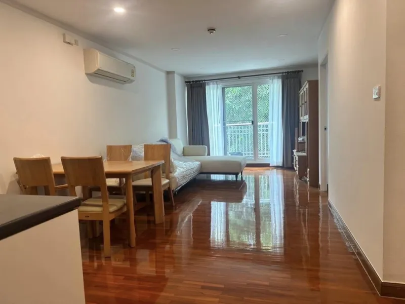 ปล่อยเช่า บ้าน สิริ สาทร 2 ห้องนอน พื้นที่ใช้สอยเยอะ โซฟาตัวใหญ่น่านั่งสุดๆ อย่ามั่วแต่มองรีบจองเลย
