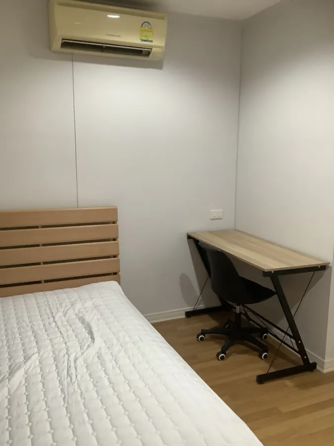 Condo for rent, Lumpini Place Phahon-Saphan Khwai. There is furniture, ready to move in. The view is not blocked. The view is not covered. Hurry up to