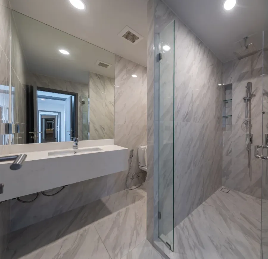 For sale or rent: COCO PARC, corner room with privacy, plenty of usable space, elegantly decorated, looks expensive, fully furnished, don't miss out!
