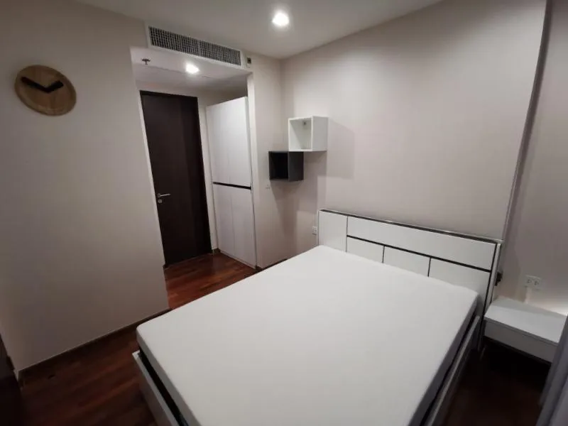 เฟอร์นิเจอร์ครบเซ็ตเข้ากันมาก แต่งห้องได้สวยเว่อร์ๆๆไปเลย