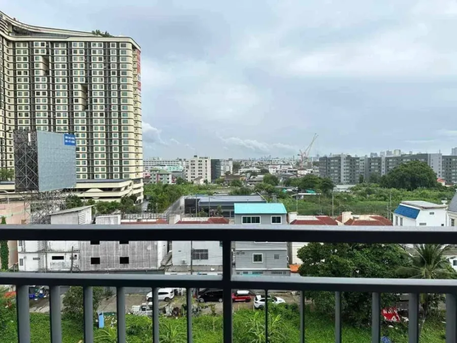 For rent: Metro Luxe Kaset. Beautifully decorated and very livable. Fully equipped with electrical appliances. Don't miss it or you'll regret it.