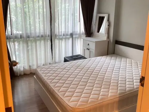 For rent: Hallmark Ngamwongwan, view of the common area garden and swimming pool, very chill, fully furnished, just bring your own luggage and move in