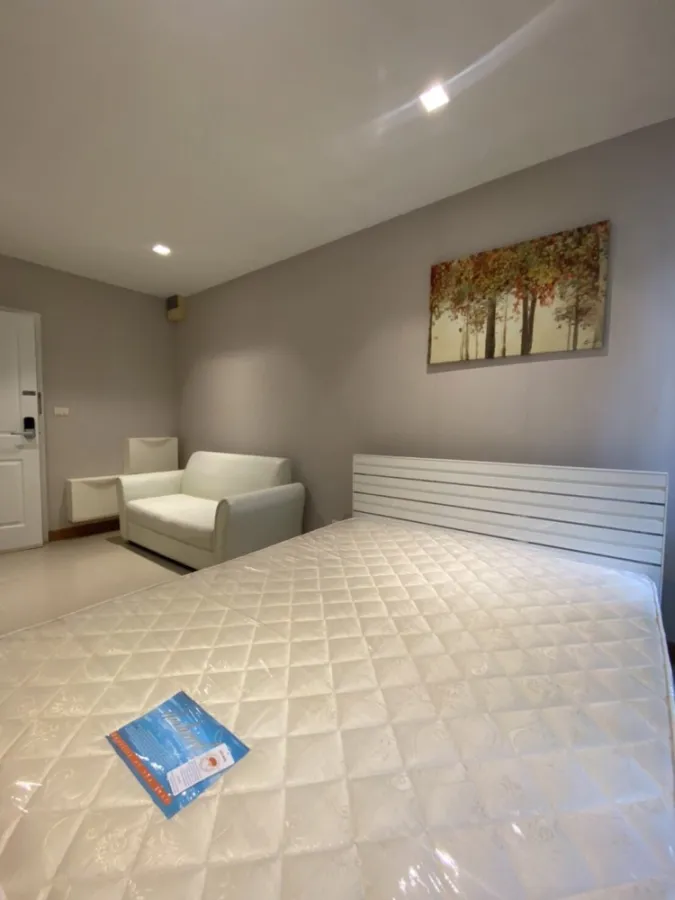 Condo for rent, Plum Condo Ladprao 101, nice room, soft white tone With facilities, book now.