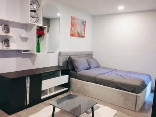 Condo for rent Beat Bang Wa Interchange Nice decorated room, 50 inch TV, watching Netflix, chilling, good like this, you need to book.