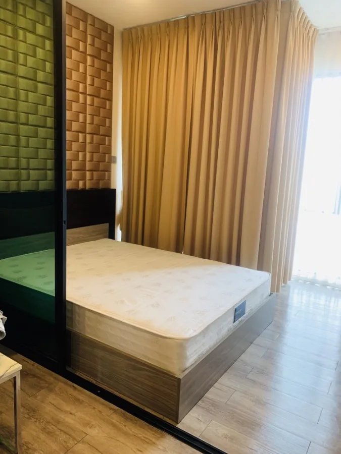ขาย/เช่า บราวน์ คอนโด รัชดา 32 ชั้น 4 ราคากันเอง พร้อมอยู่ เดินทางสะดวก อย่ารอช้า รีบจองก่อนหลุด!