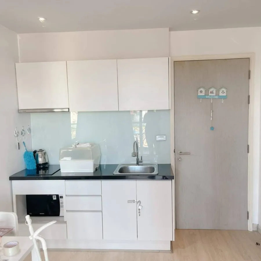 For sale, for rent, Atlantis Condo Resort Pattaya, 3rd floor, beautifully decorated room, very livable, just move in right away.