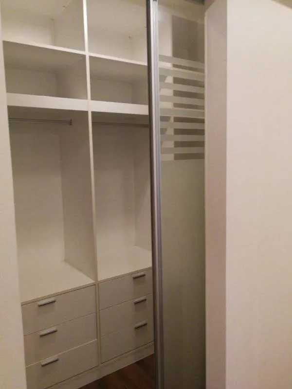 For Rent คอนโด Q House ตากสิน-สาทร ห้องนั้นเล่นกว้าง จะนั้งจะนอนโอ้ยเห็นแล้วใจละลายมากๆช้าหมดอดนะจ๊ะ