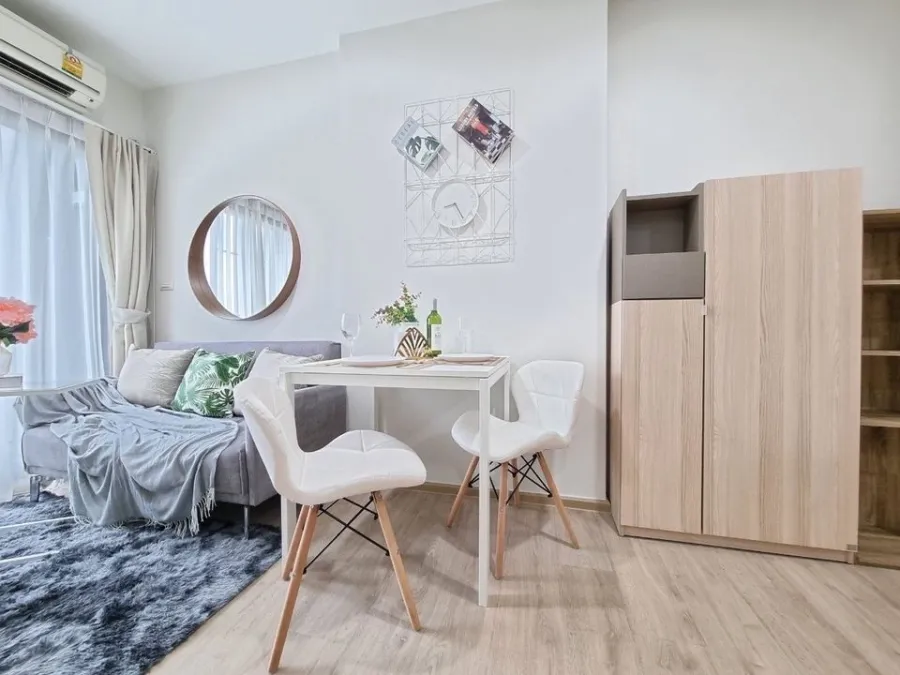 Condo for sale, Fuse Miti Ratchada-Sutthisan, corner room, good view, decorated in white tones, very inviting, book now.