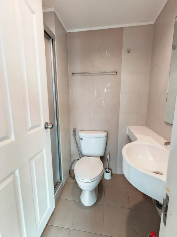 For rent, for sale, Lumpini Ville Lasalle Bearing condo, ready to move in, complete here in one place, book now.