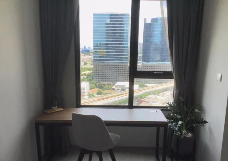 simple dress It has a faint, minimalist aura. Use soft colors to feel warm at Life ladprao for rent.