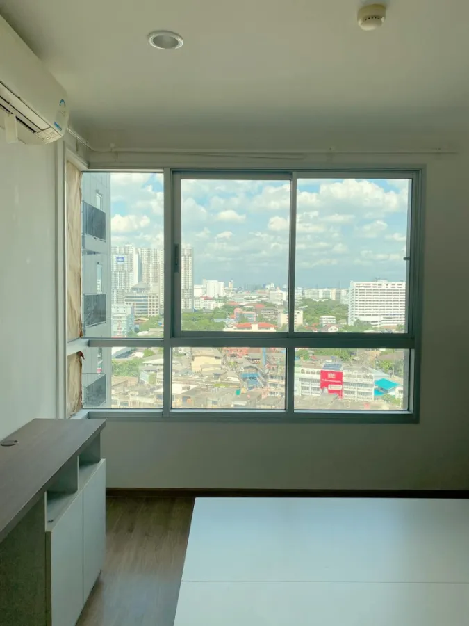 Condo for sale, U Delight Rattanathibet, beautiful city view, the room is not hot. The most complete built-in If you don't book, you will regret it.