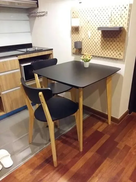 ห้องนี้สวยสุดๆๆ ในห้องมีกระจกบานใหญ่ๆๆรอคุณอยู่ 1 นอน 1 น้ำ 27 ตร.ม. ชั้น 14