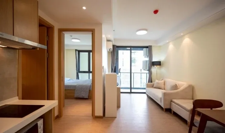 ให้เช่า Regal Sathorn-Narathiwat ชั้น 10 ห้องแต่งครบ พร้อมอยู่ จองเลย ห้ามพลาด