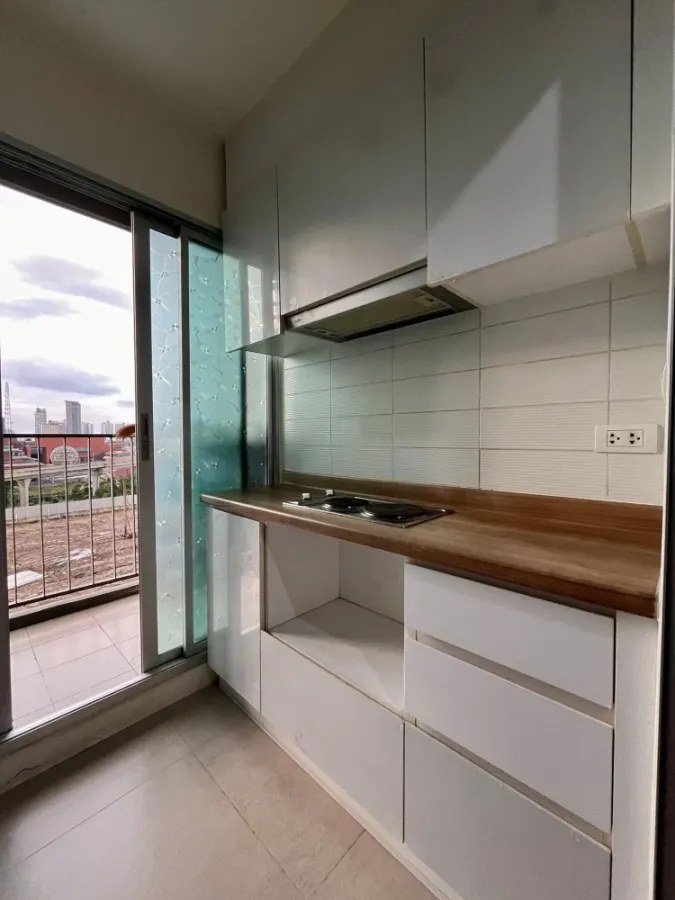 Condo for sale, U Delight Rattanathibet, separate room, 11th floor, high view, complete here, move in quickly.