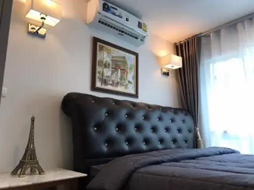 Urgent for rent !! Condo Regent Home Sukhumvit 81, pool view, near BTS, ready to move in, don't miss !!