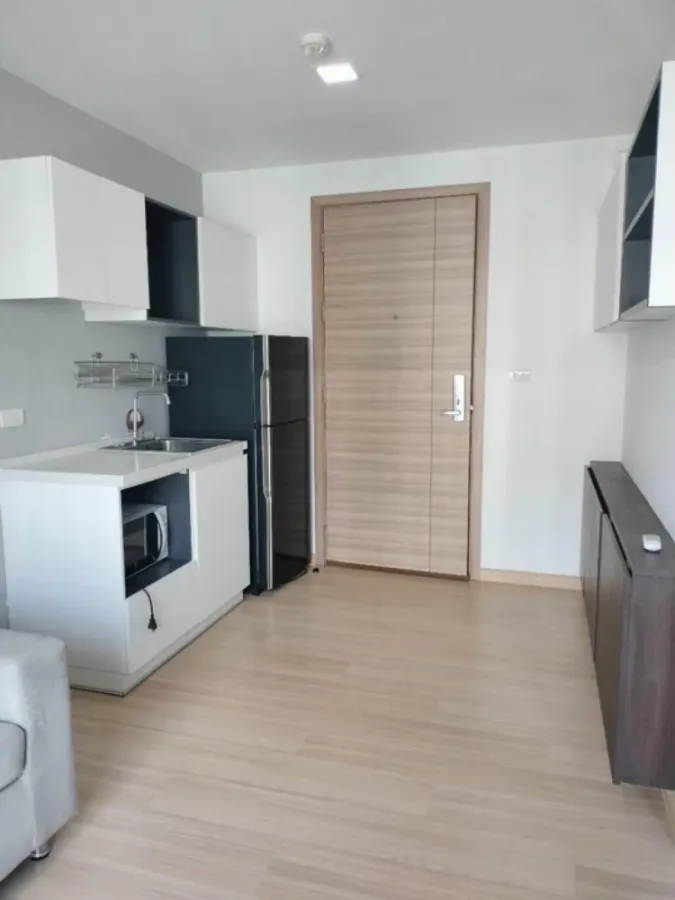 For sale: Elite Salaya, 7th floor, nice room, fully furnished, reserve now before it's gone.