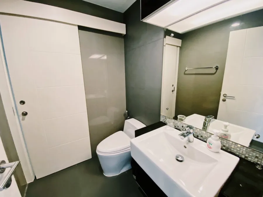 Condo for rent, The Crest Sukhumvit 34, 20th floor, beautiful room, ready to move in, reasonable price, do not wait, book now !!
