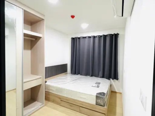 For rent Chewathai Hallmark Lat Phrao-Chokchai 4 Phase 2, fully furnished. Don't just look and reserve now.