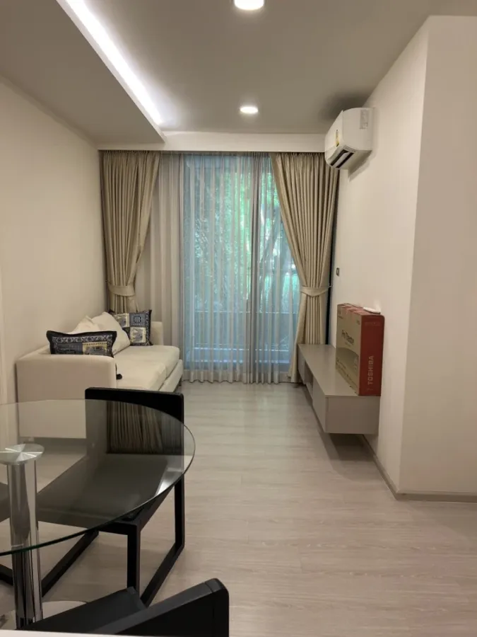 Urgent sale!! Condo Vtara Sukhumvit 36, 1st floor, Building A, beautiful unit, fully furnished, ready to move in immediately. Reserve now!!