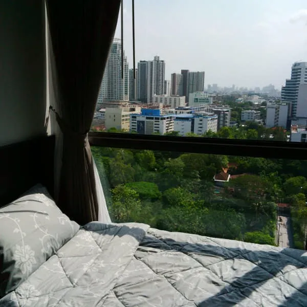 ให้เช่า/ขาย Condo Rhythm Sukhumvit 44/1 ห้องมุม ดูวิวงามๆ ไปด้วย อุปกรณ์ครบชุด ห้ามพลาดเลยจ้า
